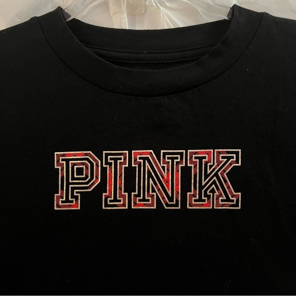 PINK VICTORIA’S SECRET, Size S, Black Long Sleeved Cropped Tee w/ Plaid Logo. - Picture 2 of 9